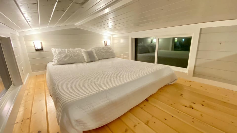 Queen Bed Upstairs