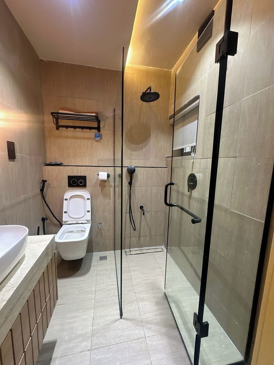 Economy Room, Balcony, City View | Bathroom | Free toiletries, hair dryer, towels, soap