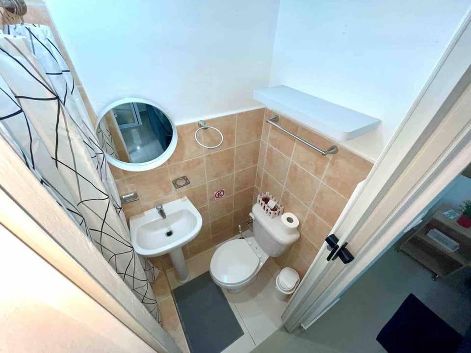 Room, 1 Bedroom | Bathroom