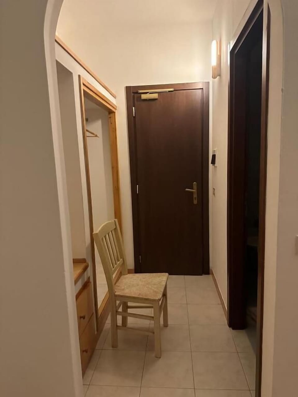Single Room | Interior
