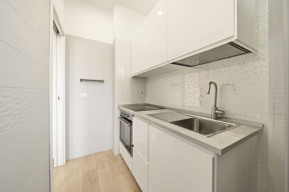Premium Apartment, City View | Private kitchen