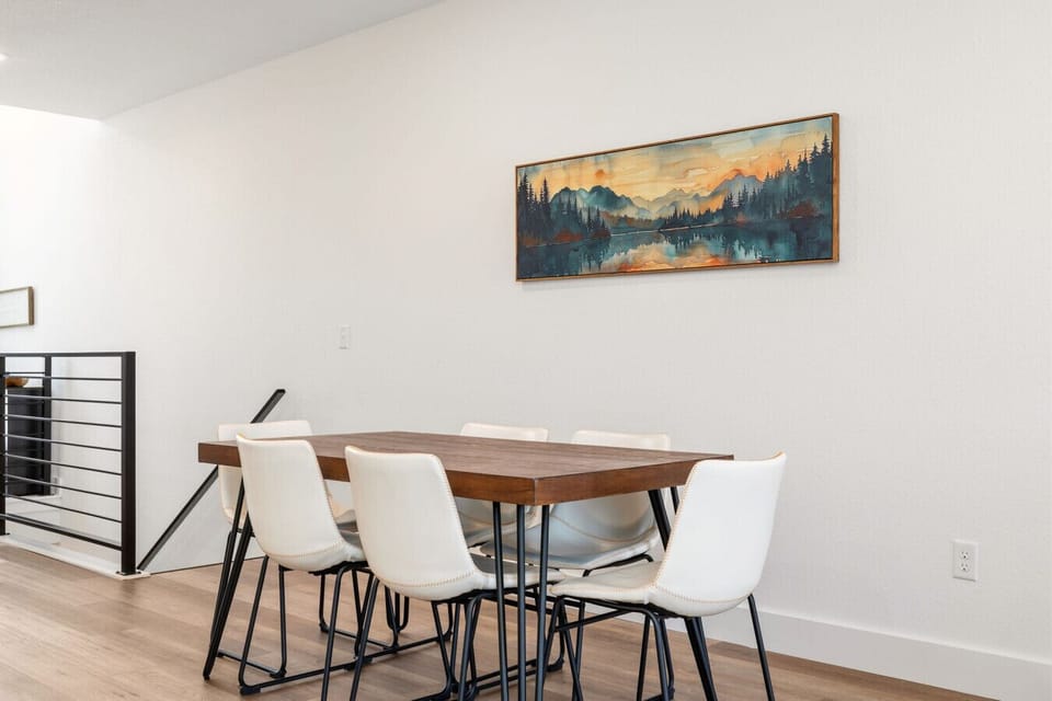 Unit 2- Dining area for meals together