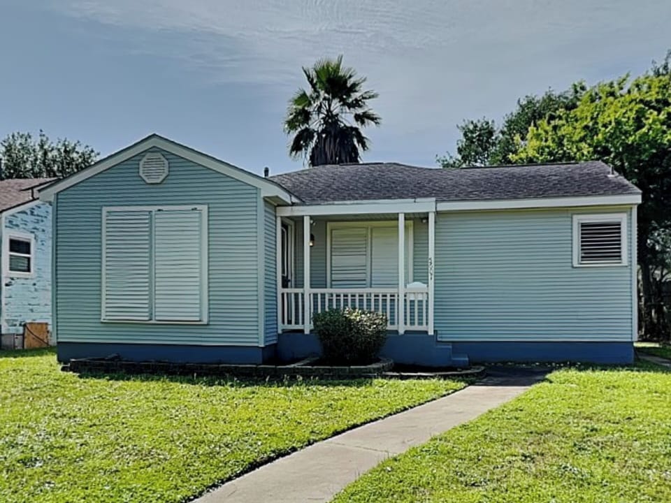 House (2 Bedrooms) | Property amenity