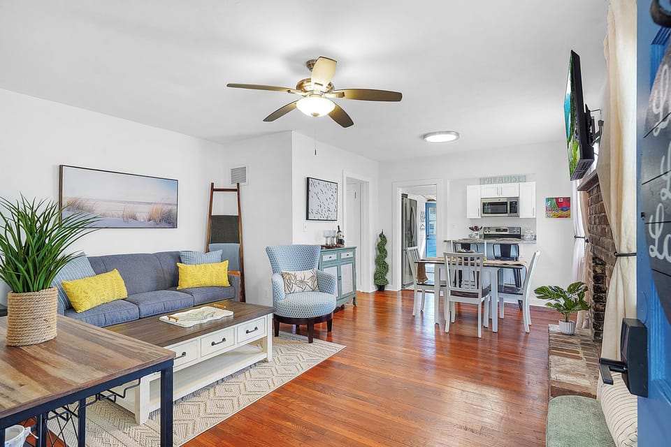 Come on in and start Living Like the Locals!  Spacious and Super Comfortable!