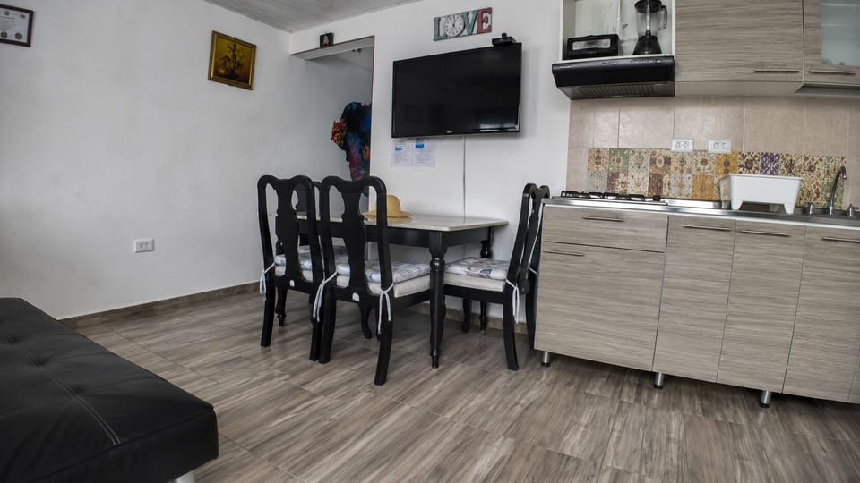 Apartamento de 2 habitaciones | Dining room