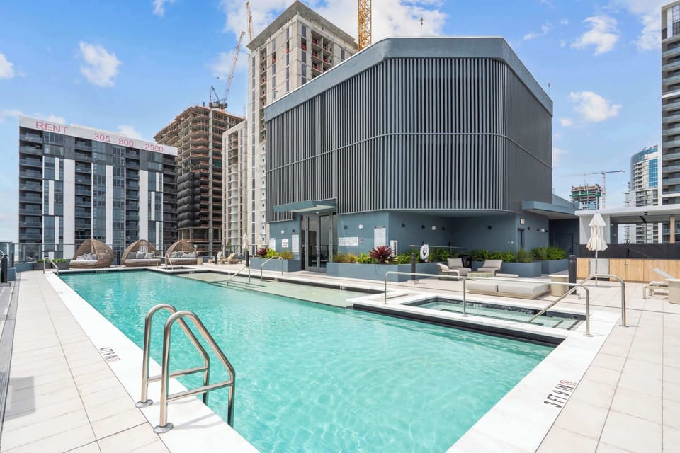 Rooftop pool