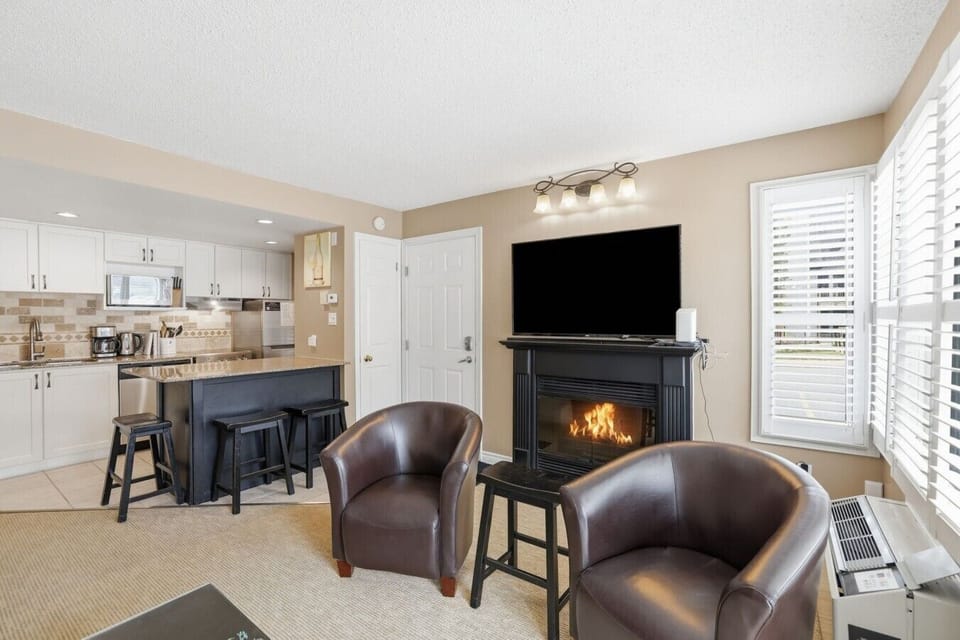 24-web-or-mls-796468 Grey County-24