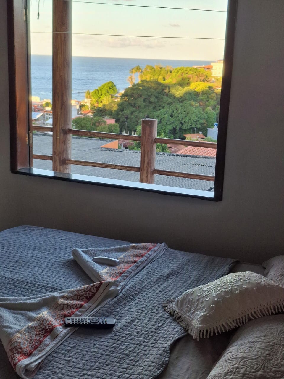 Suite Casal Beija Flor com Vista Mar | Iron/ironing board (on request)