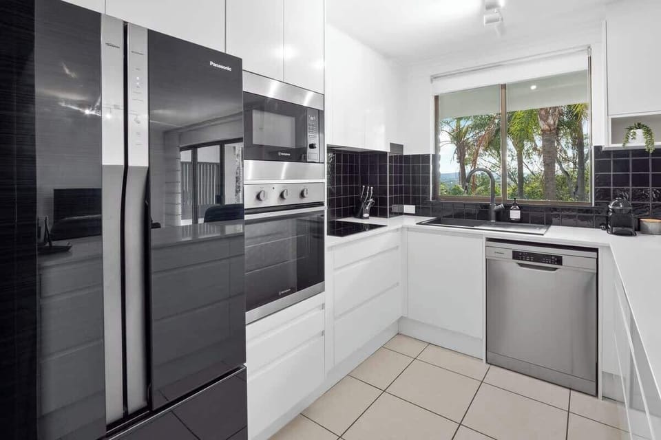 Fully equipped kitchen with Nespresso machine. 