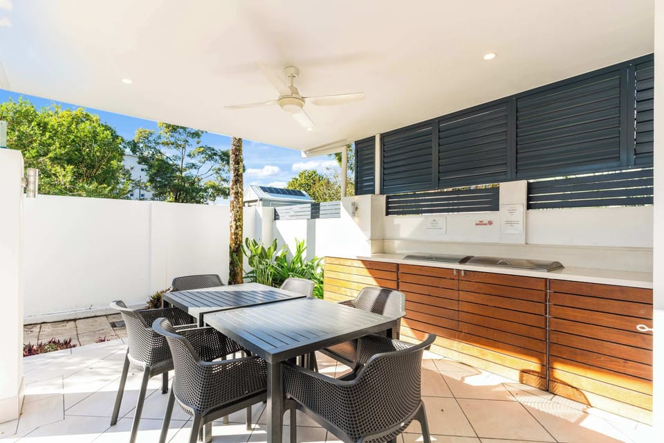 Relax in the alfresco dining space