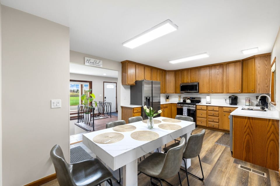 Functional kitchen and dining space with a comfortable layout