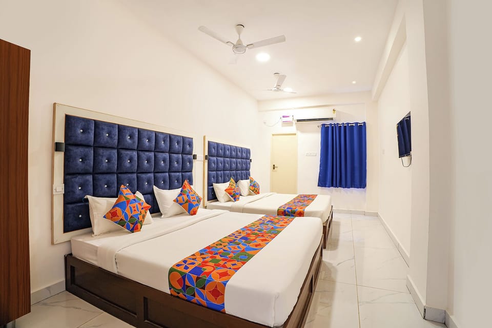 Deluxe Room | Egyptian cotton sheets, premium bedding, in-room safe, free WiFi