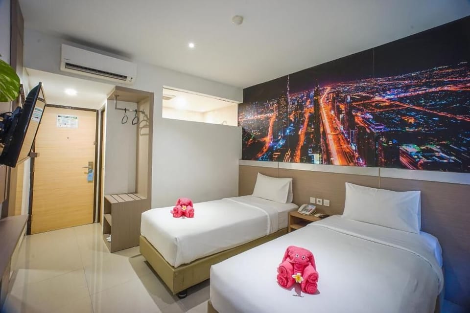 Superior Twin Room | Blackout drapes, soundproofing, WiFi (free)