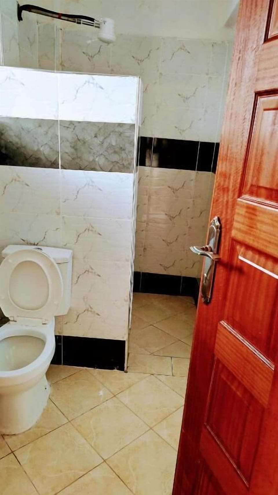 Shower, free toiletries, hair dryer, slippers