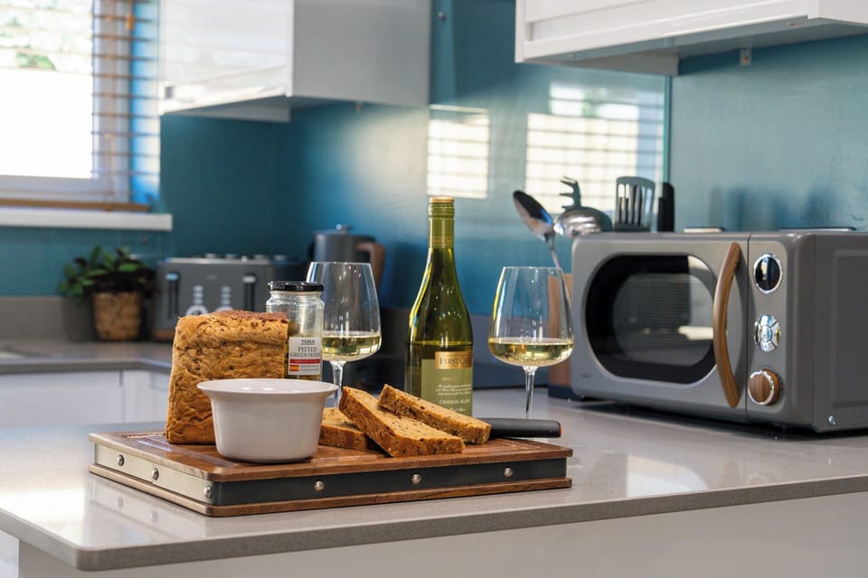 Luxury Bungalow, 3 Bedrooms | Private kitchen