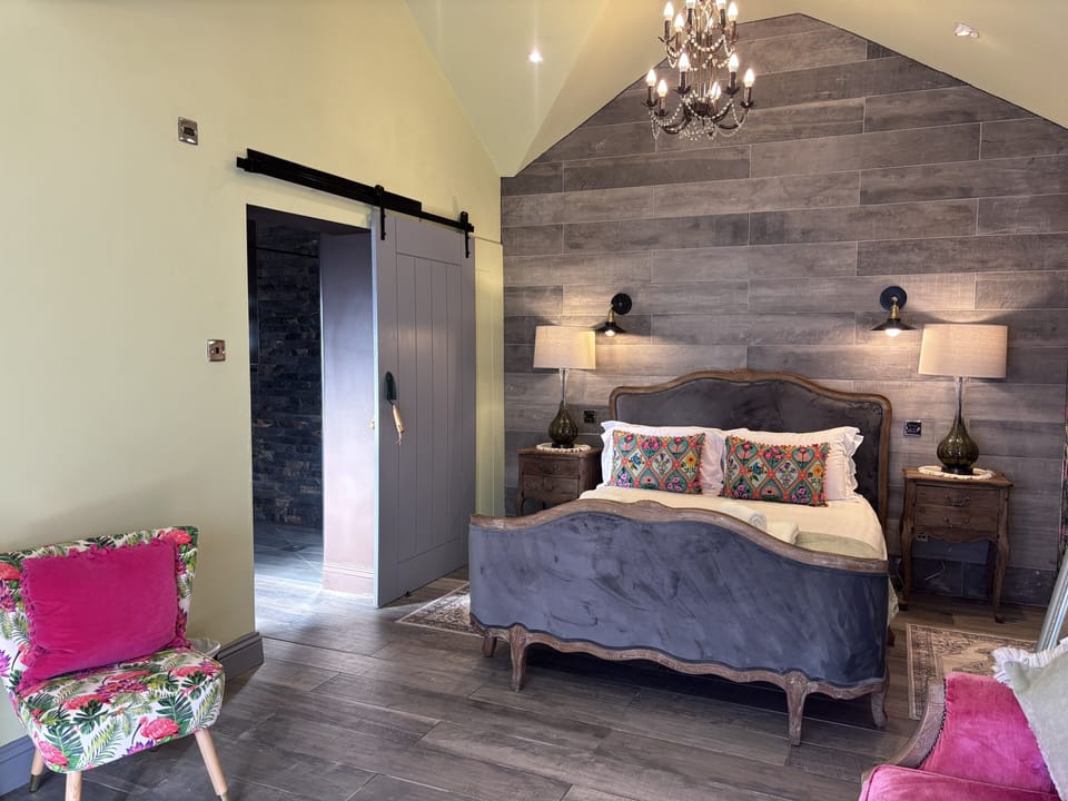 Double Room (The Potting Shed) | Individually decorated, individually furnished, iron/ironing board