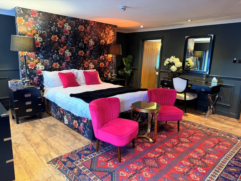 Double Room (The Flower Shop) | Individually decorated, individually furnished, iron/ironing board