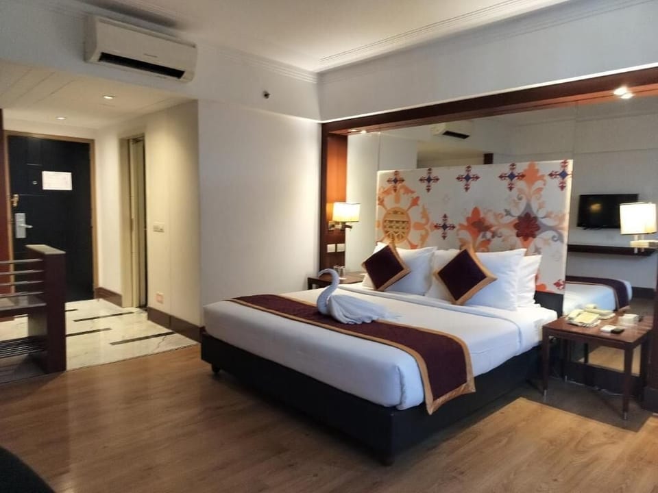 Premium Double Room, City View | Desk, laptop workspace, iron/ironing board, free WiFi
