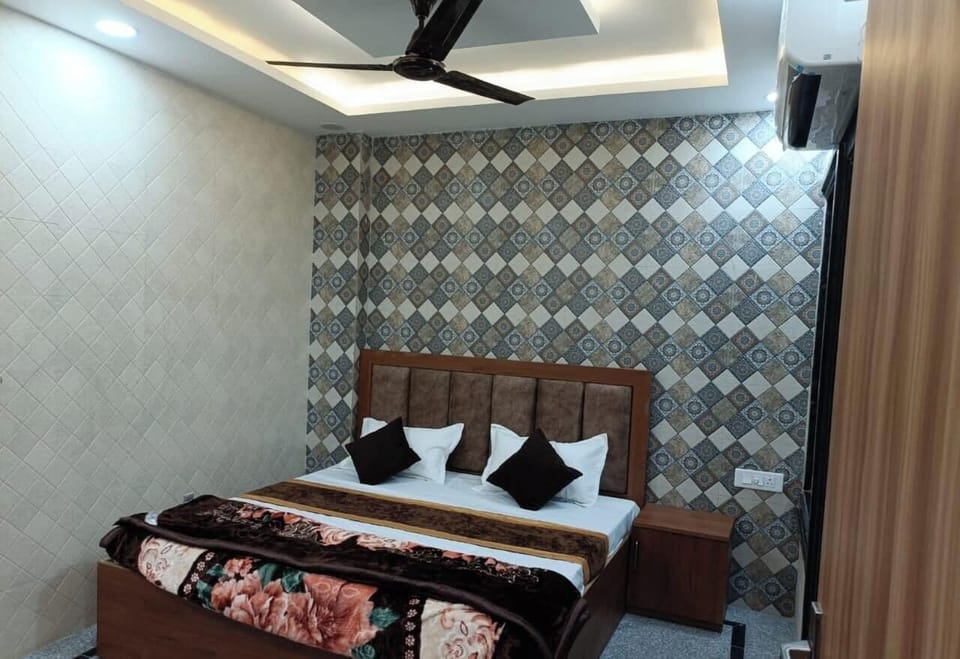 Double Room | Free WiFi