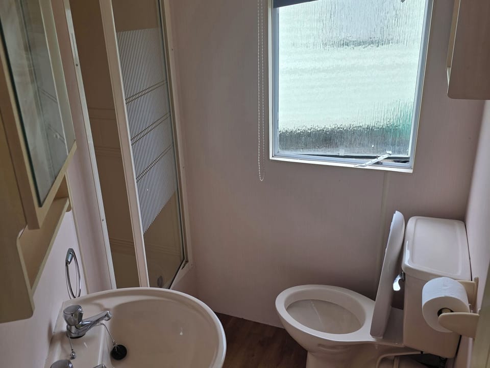 Cottage | Bathroom
