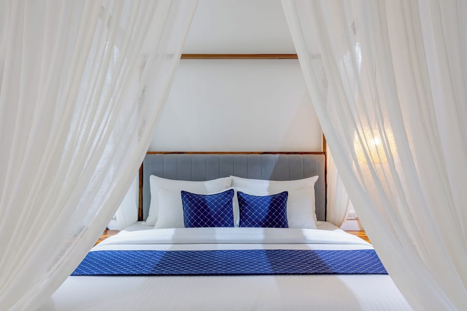 In-room safe, iron/ironing board, free WiFi