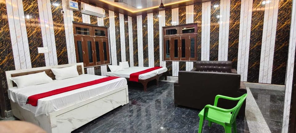 Quadruple Room | Rollaway beds, free WiFi, bed sheets