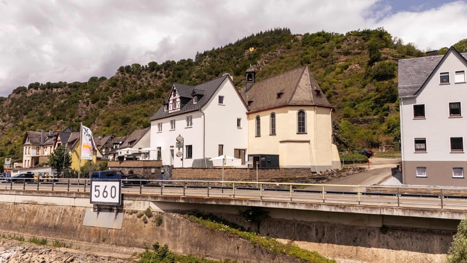 House | 7 bedrooms, Internet