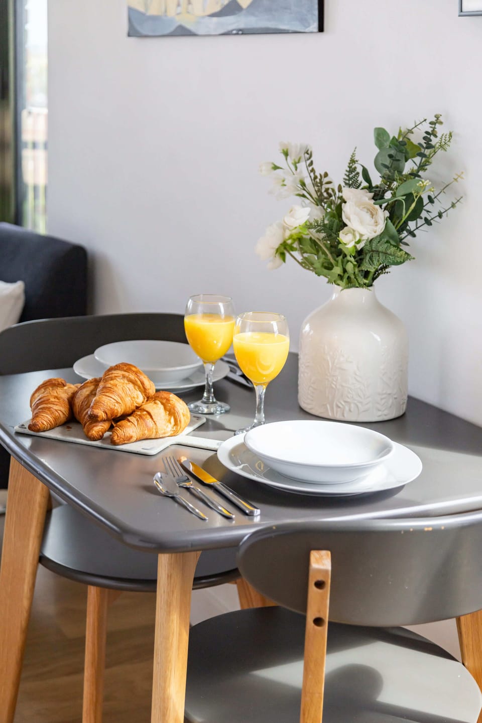 City Apartment, 1 Double Bed with Sofa bed, Non Smoking, City View | Dining
