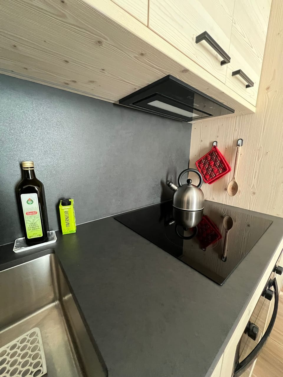 Bormio Apartments al pradais giardino est | Private kitchen | Coffee/tea maker