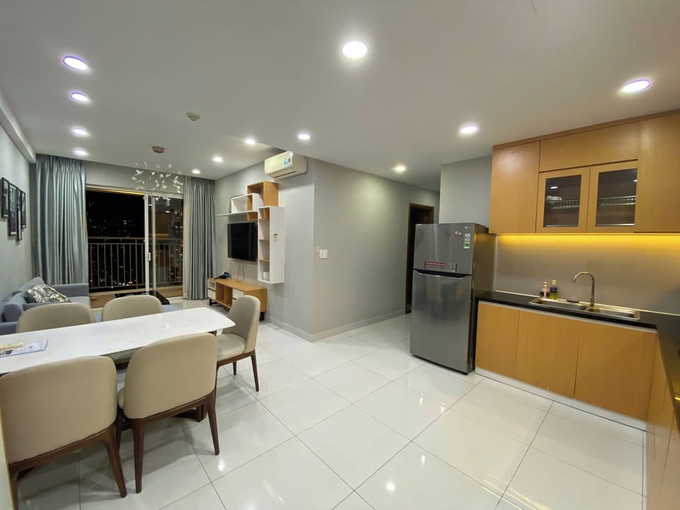 Luxury Apartment | Living area | Flat-screen TV