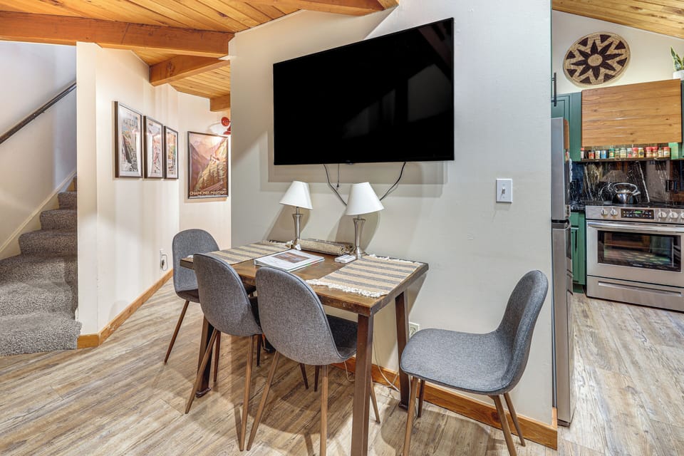Apartment (1 Bedroom) | Interior