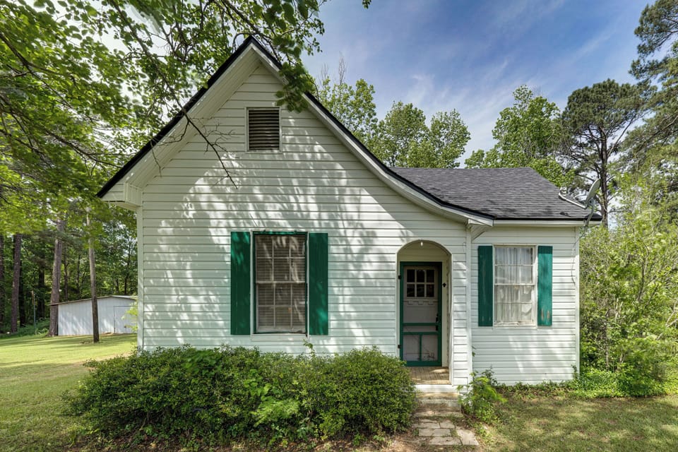 House (2 Bedrooms) | Front of property