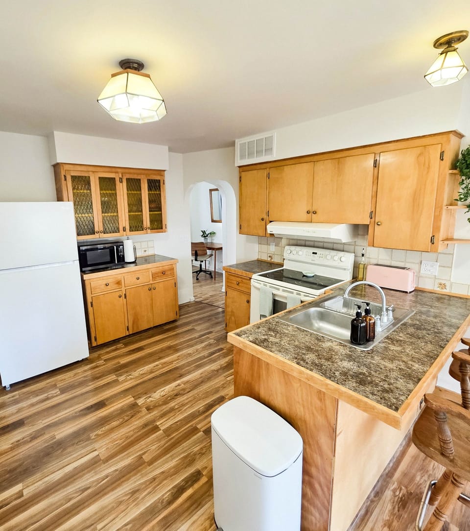 Fully stocked kitchen.