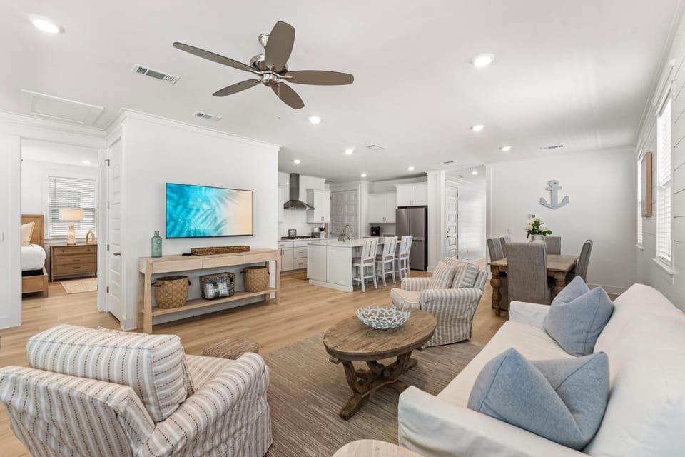 House, 5 Bedrooms, Resort View | Living area