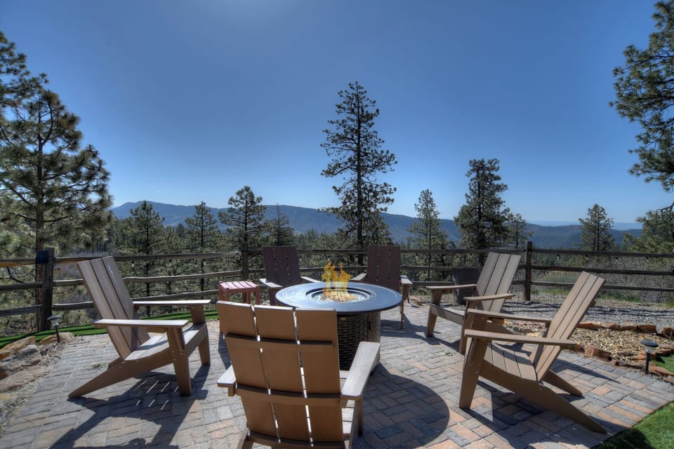 Gas firepit with amazing views