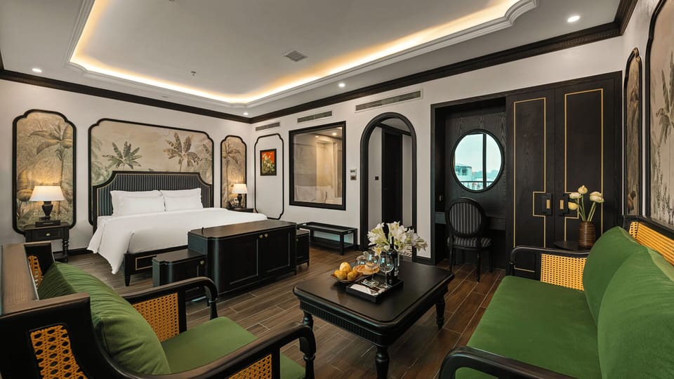 Romantic Suite, City View | Minibar, desk, laptop workspace, soundproofing