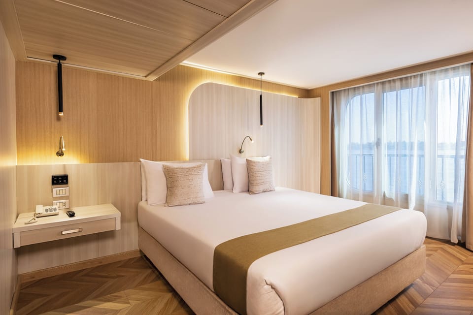 Royal Suite | Egyptian cotton sheets, premium bedding, minibar, individually decorated