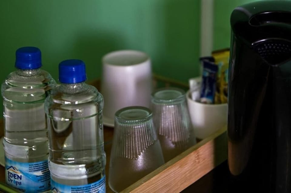 Double Room, Non Smoking, Air conditioning | Coffee and/or coffee maker