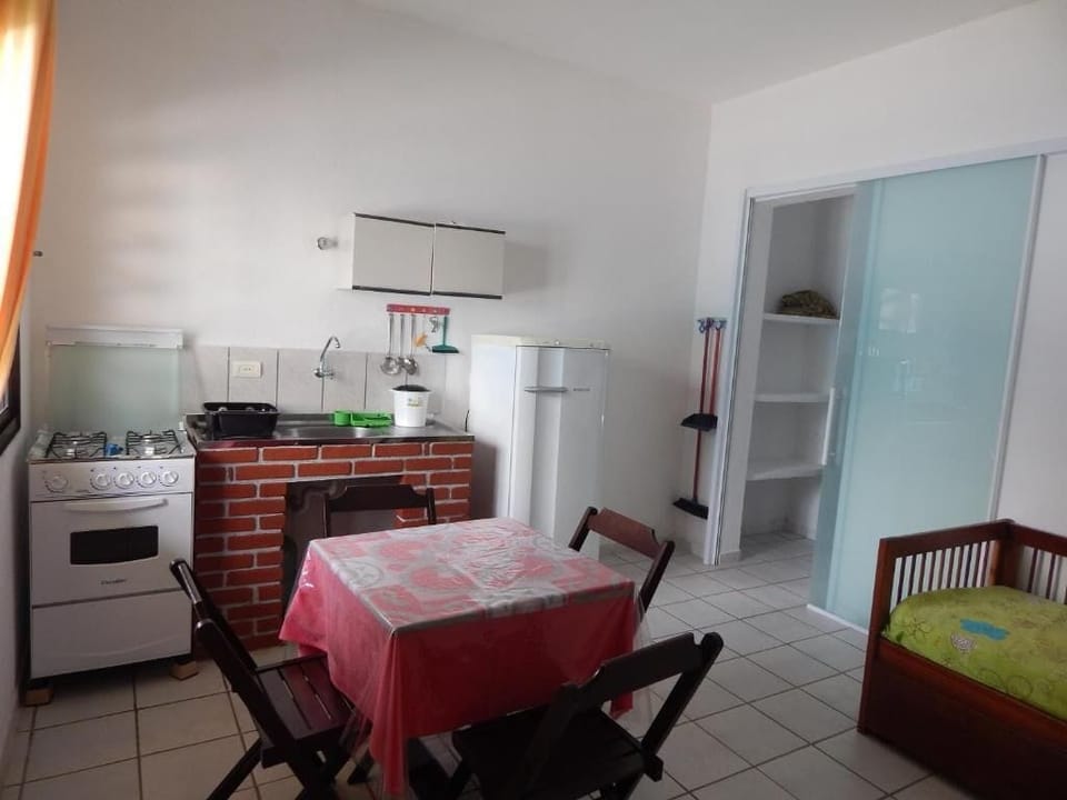 Fridge, oven, cookware/dishes/utensils