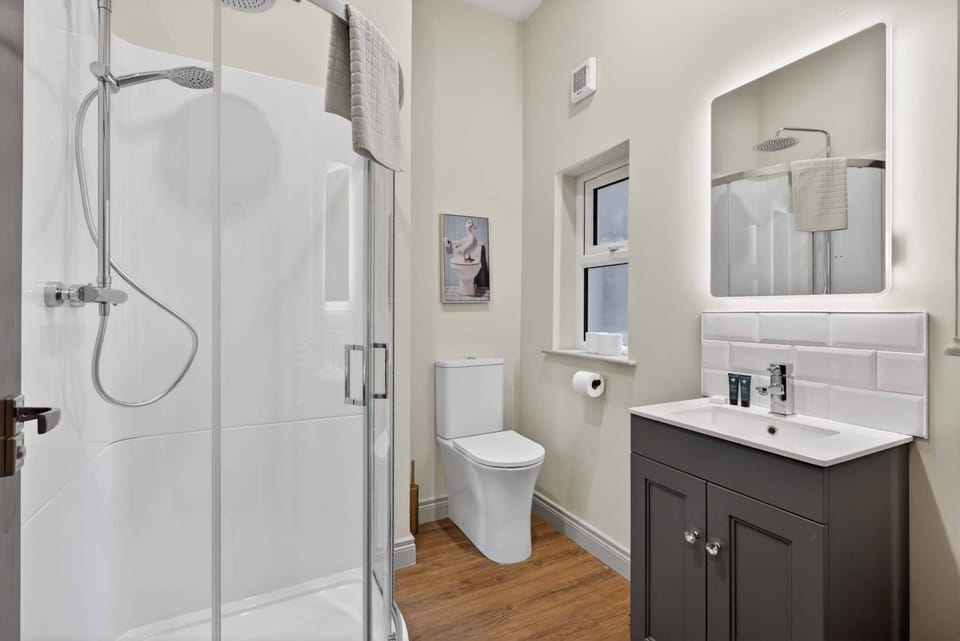 Central Belfast Graduate Collection Apartment in Belfast