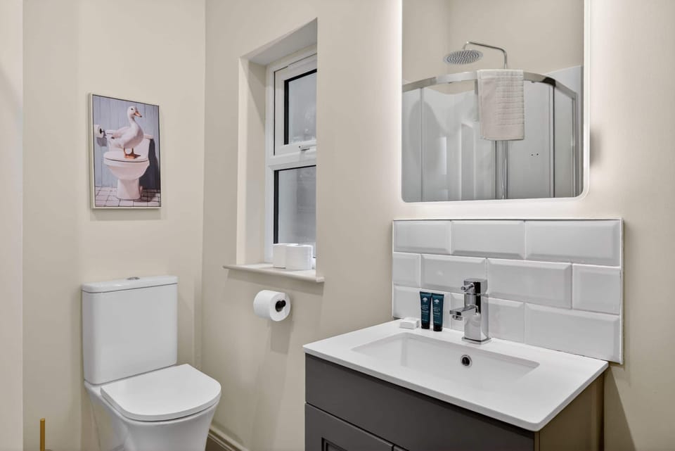 Central Belfast Graduate Collection Apartment in Belfast