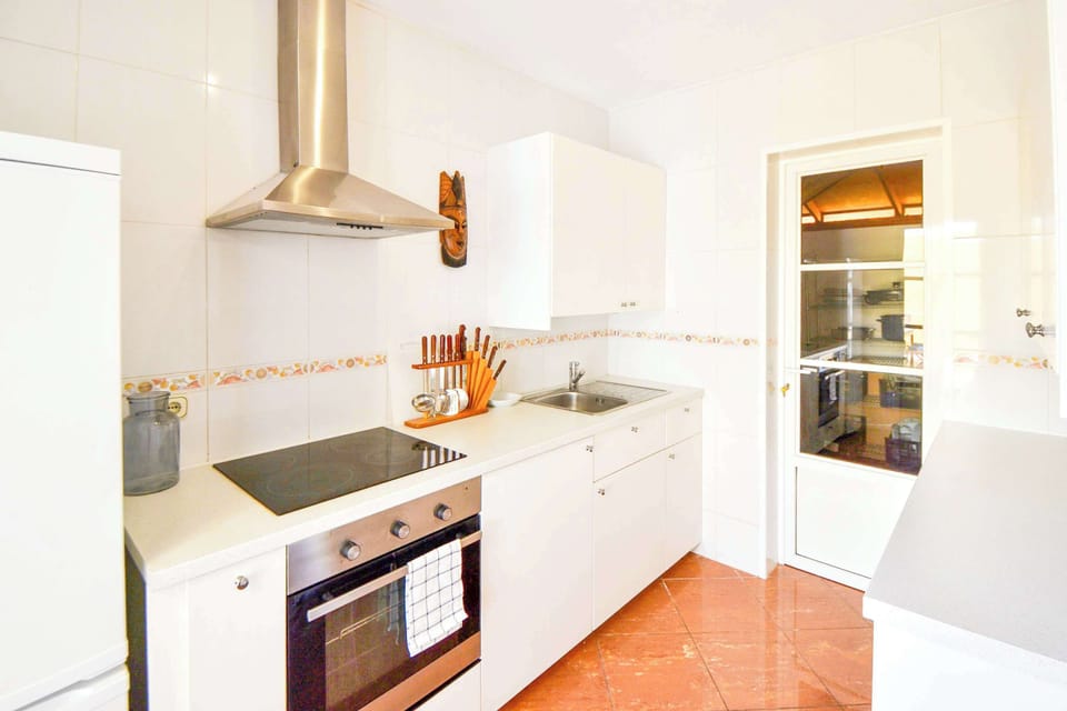 Oven & hob in the kitchen