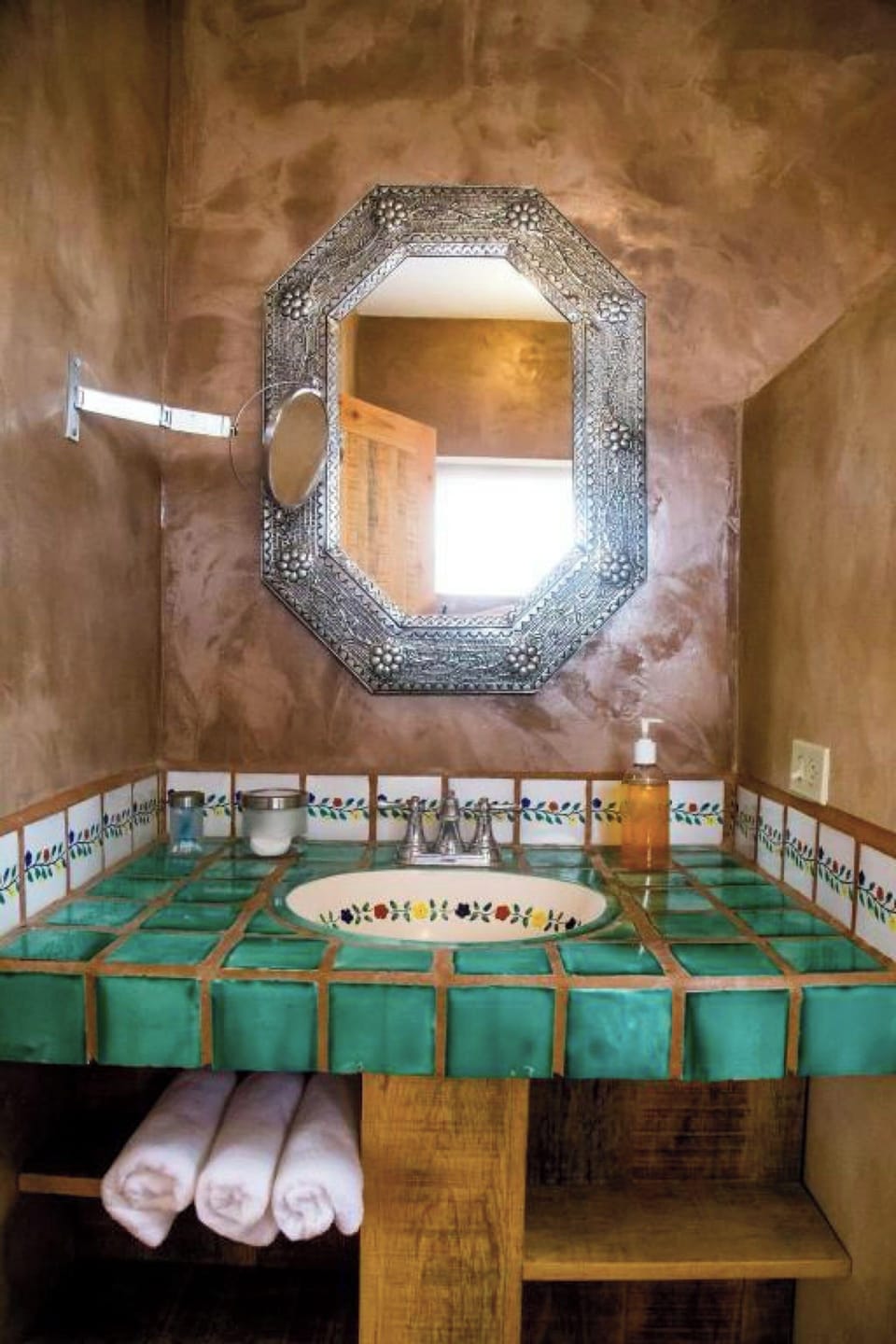 Bathtub, hair dryer, towels, soap