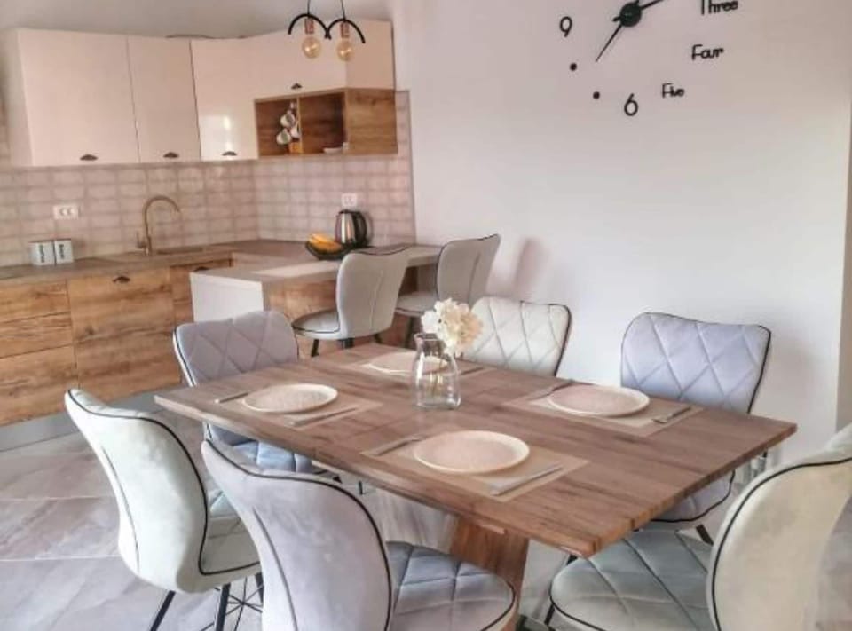Apartment (Two Bedroom Apartment with rooftop sw) | Dining room