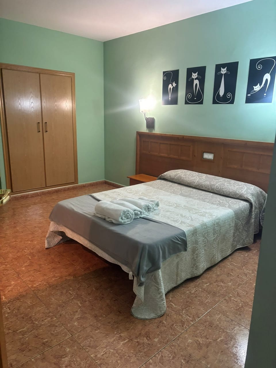 Basic Double or Twin Room, City View | In-room safe, desk, free WiFi