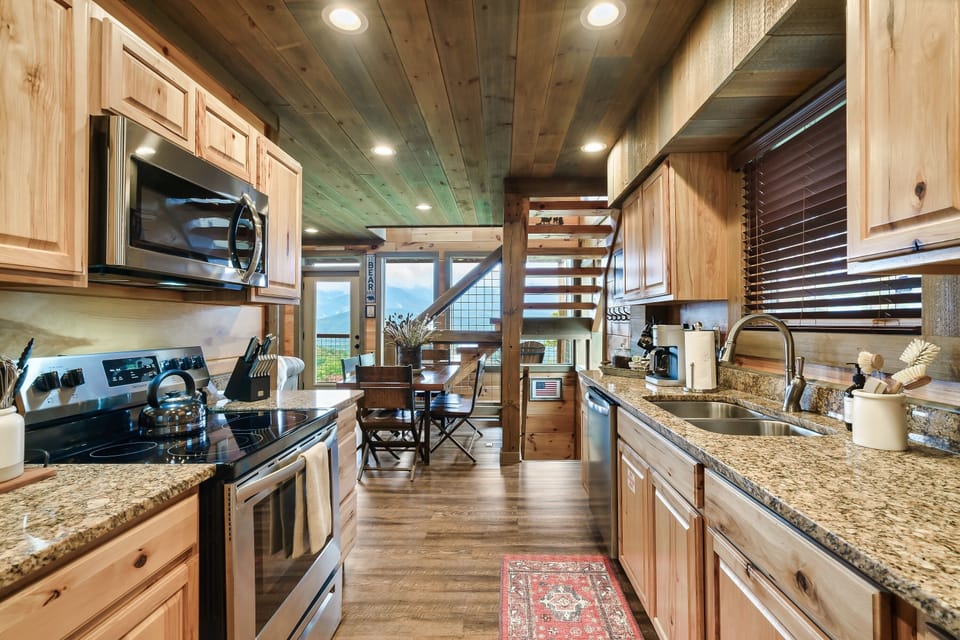 Cook and dine with ease
