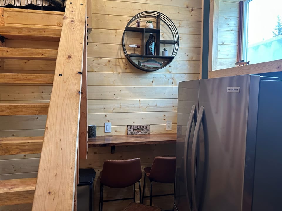 Dining Area 1