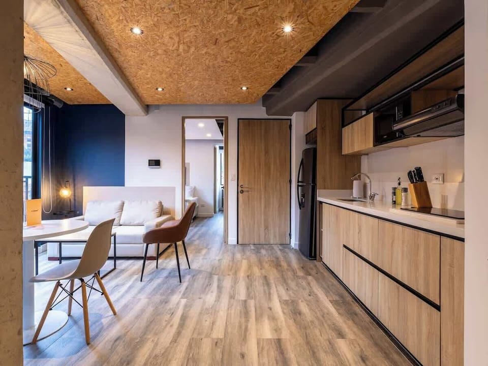 Apartment, 1 Queen Bed, Patio, City View (Mambe 402) | Private kitchen