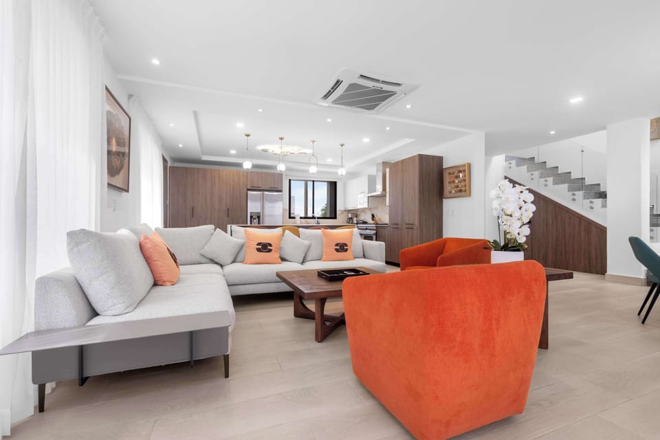House, Multiple Beds, Pool View (ZIBA B16) | Living area