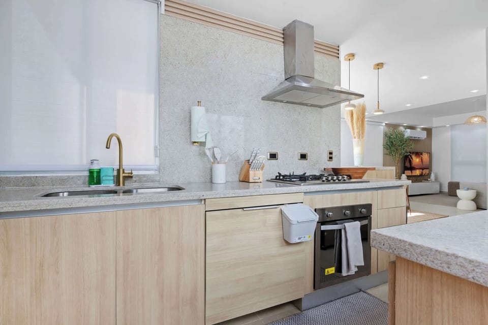 Villa, Multiple Beds, Pool Access, Pool View (The Park IV) | Private kitchen